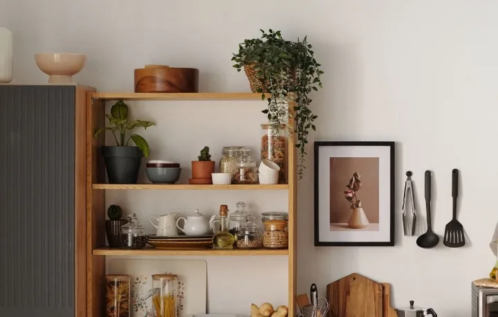 W jaki sposób długość i głębokość półek powinna odpowiadać metrażowi pomieszczenia?